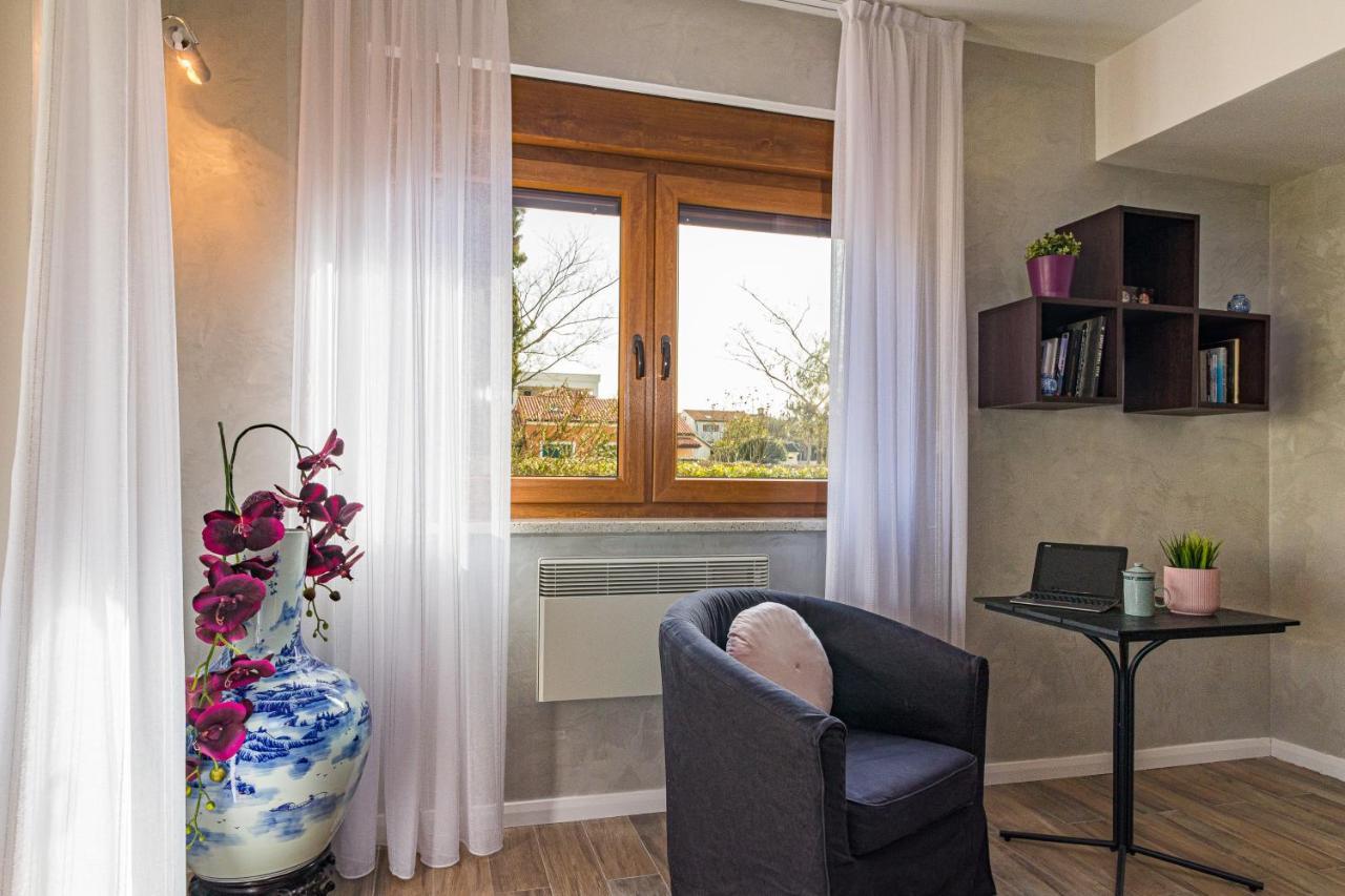 Lovely Istrian Apartment With A Private Swimming Pool And A Charming Garden Banjole Eksteriør billede
